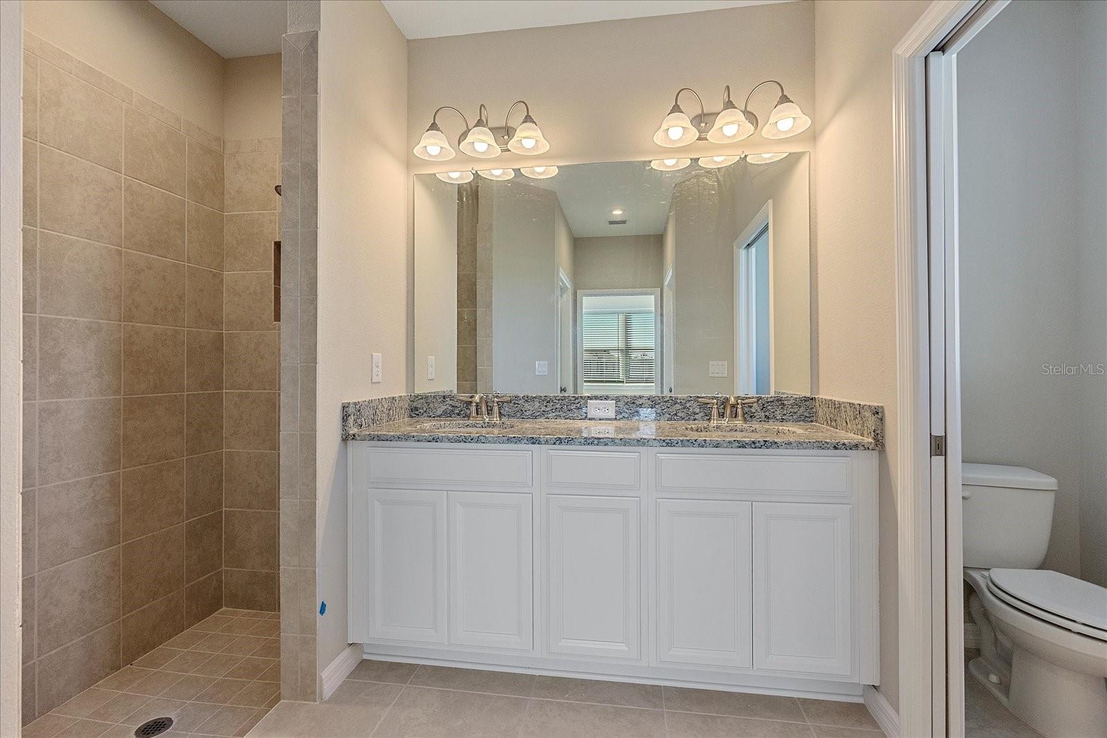 Image 13 of 42 For 12410 Osorio Court 201