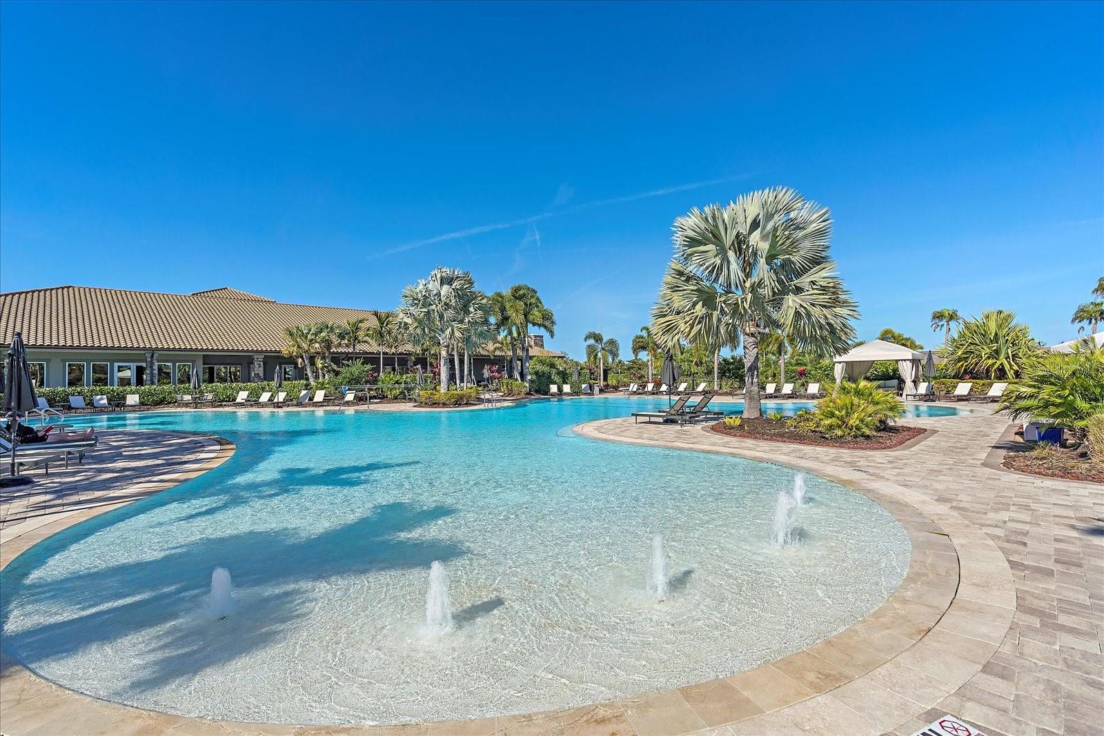 Image 29 of 42 For 12410 Osorio Court 201