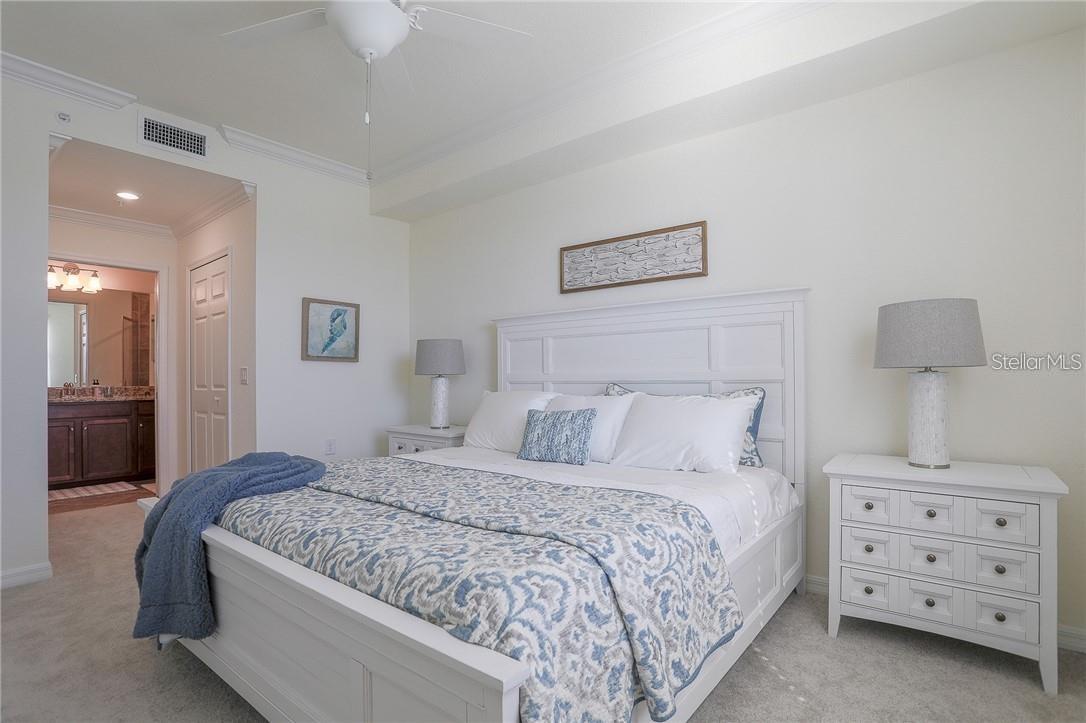 Image 11 of 67 For 17006 Vardon Terrace 305