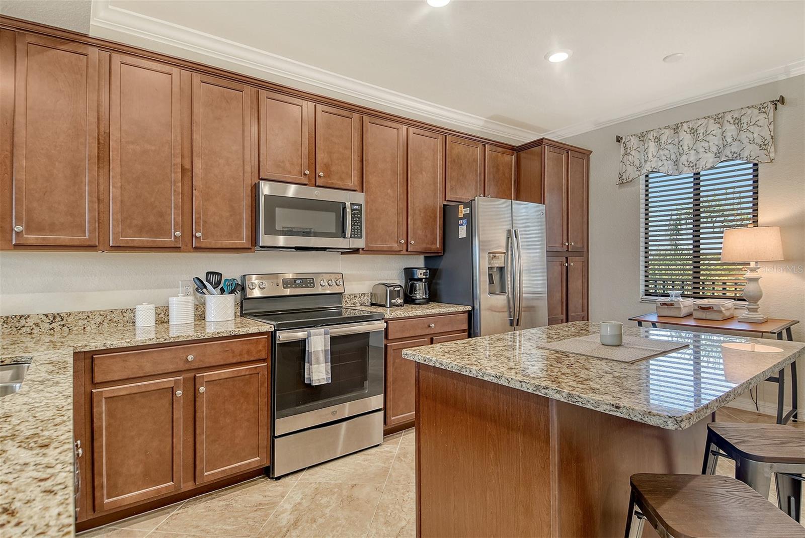 Image 18 of 67 For 17006 Vardon Terrace 305