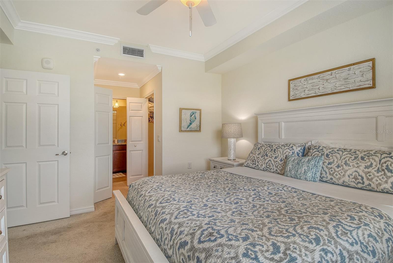 Image 23 of 67 For 17006 Vardon Terrace 305