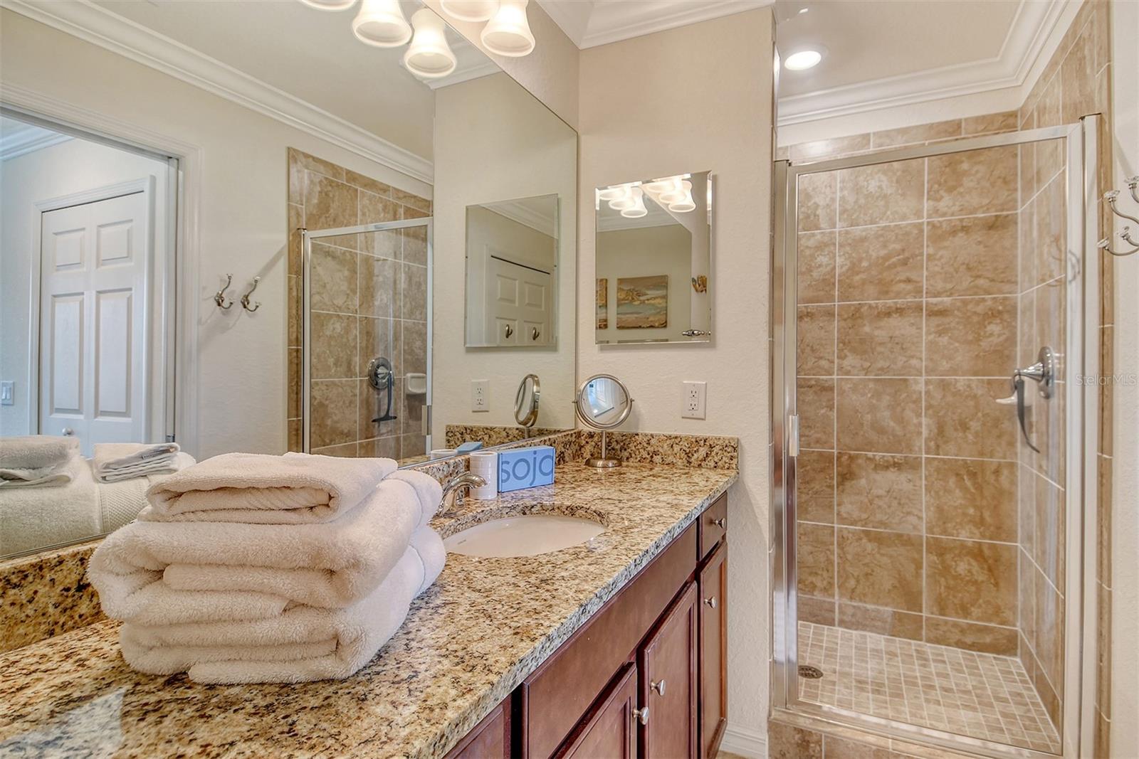 Image 25 of 67 For 17006 Vardon Terrace 305