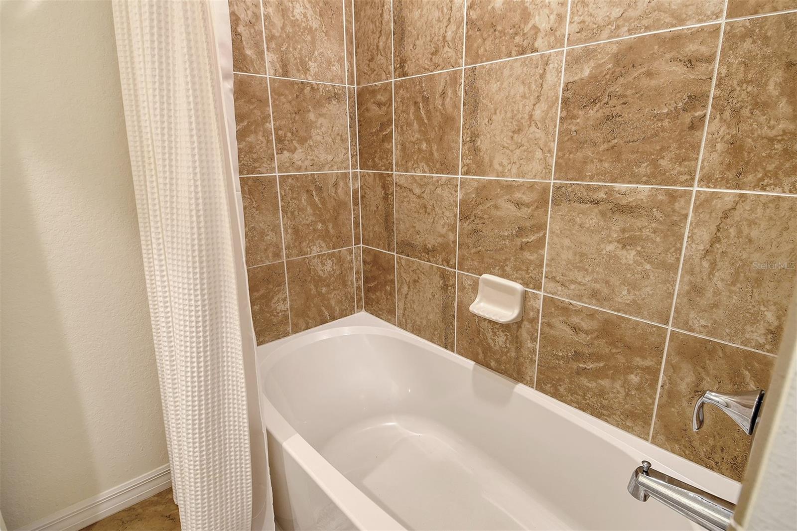 Image 29 of 67 For 17006 Vardon Terrace 305