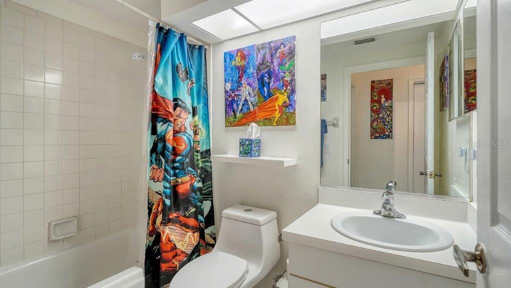Image 30 of 50 For 7207 38th Court E