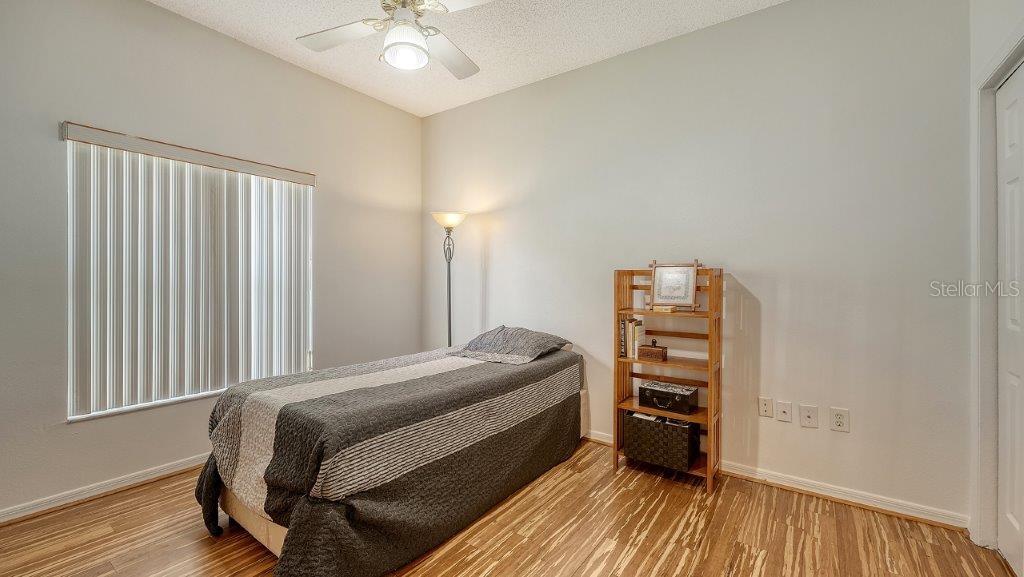 Image 31 of 50 For 7207 38th Court E