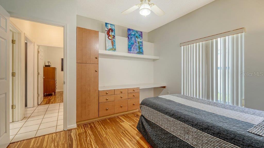 Image 32 of 50 For 7207 38th Court E