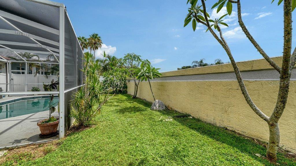Image 43 of 50 For 7207 38th Court E