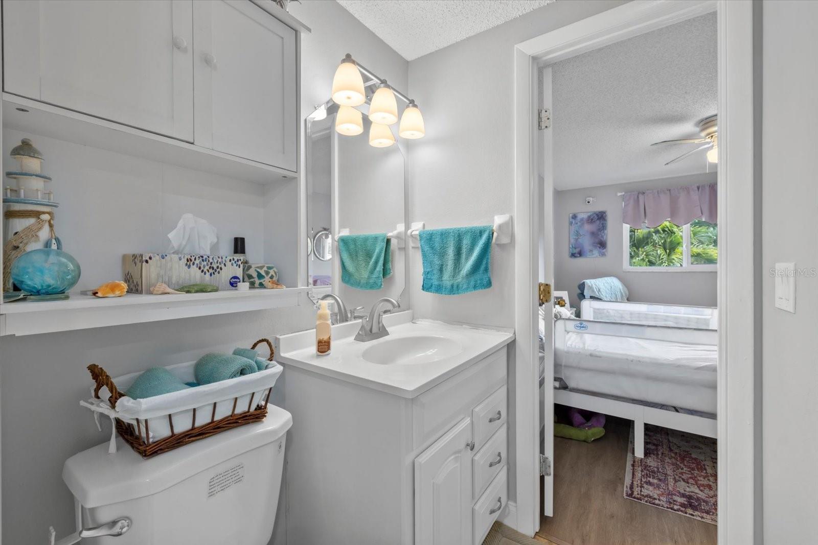 Image 19 of 34 For 3656 Clematis Road