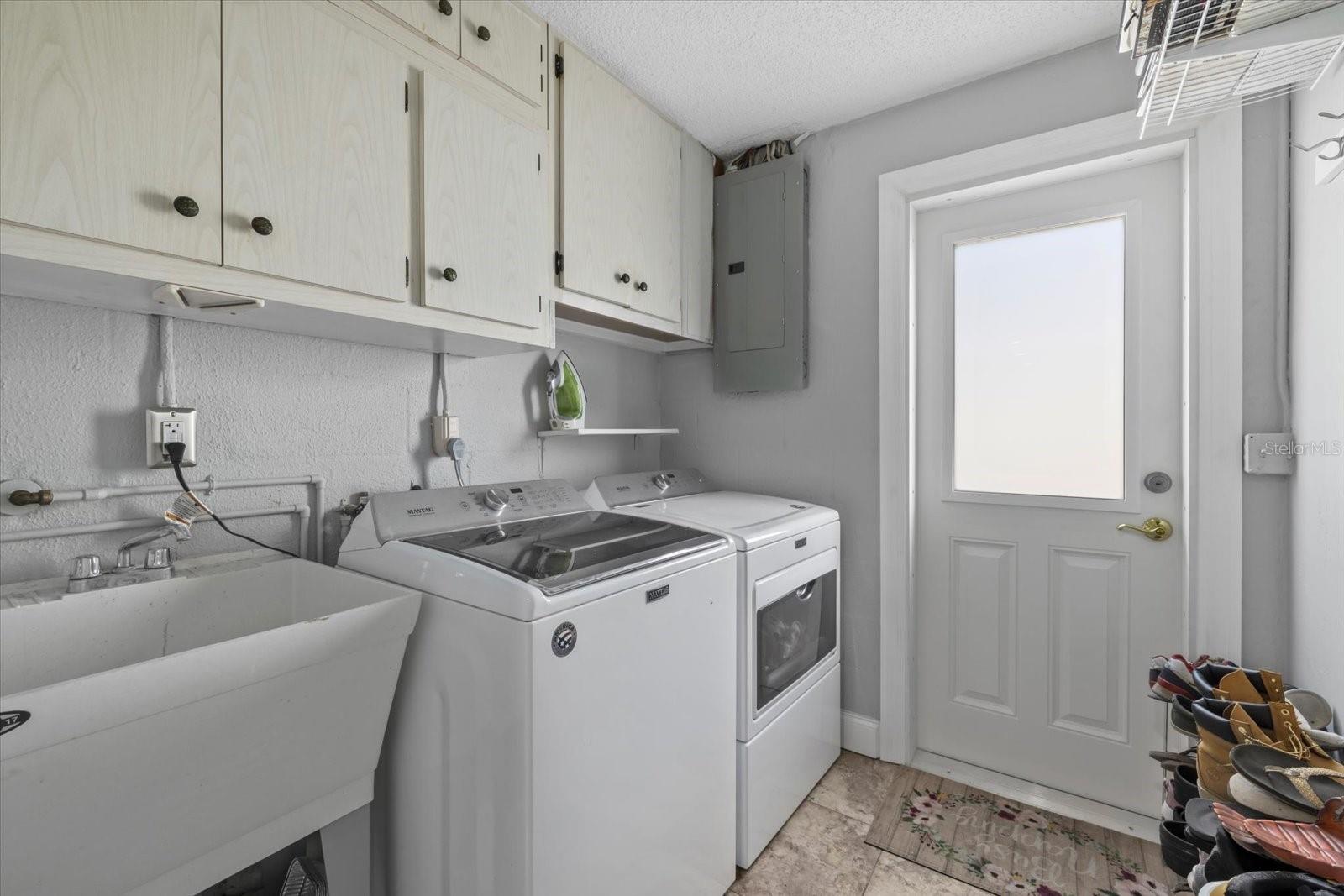 Image 20 of 34 For 3656 Clematis Road