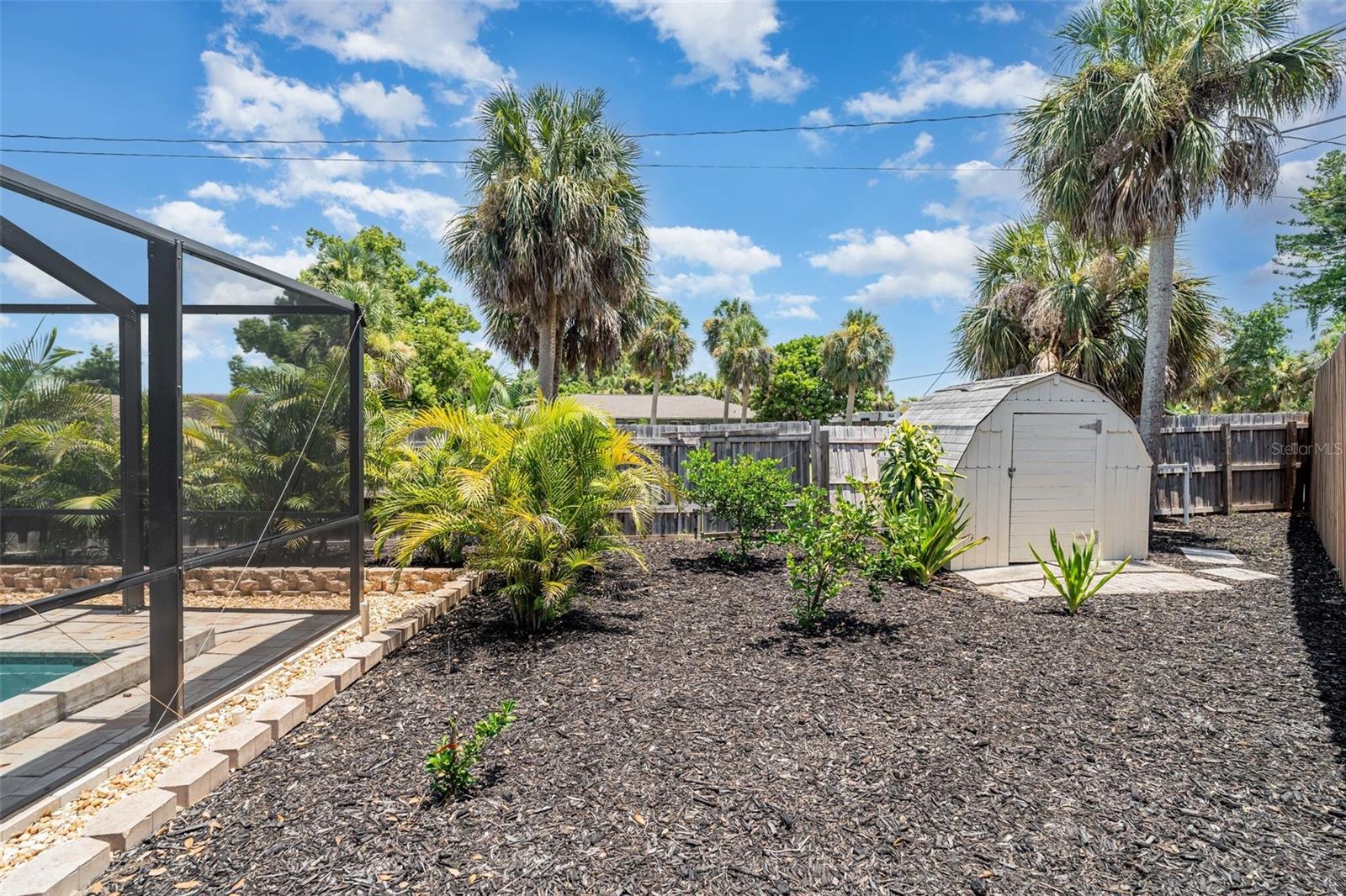 Image 23 of 25 For 503 Casas Bonitas Place