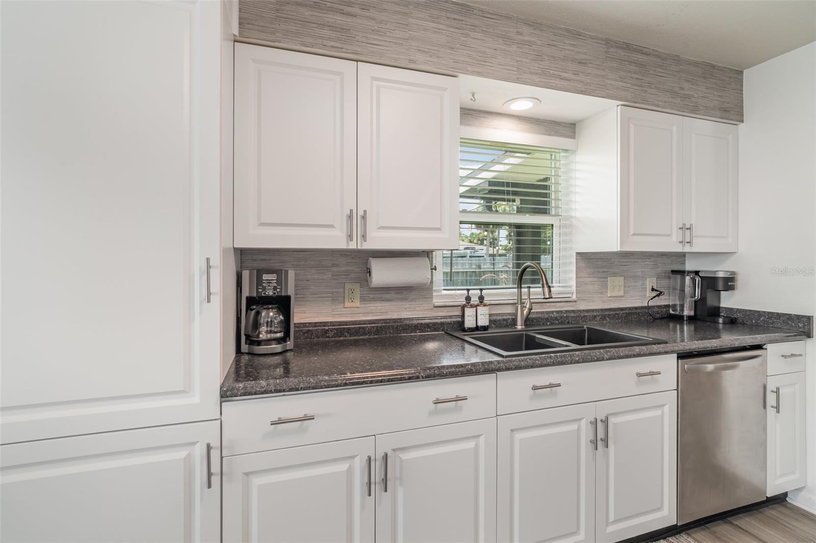 Image 4 of 25 For 503 Casas Bonitas Place