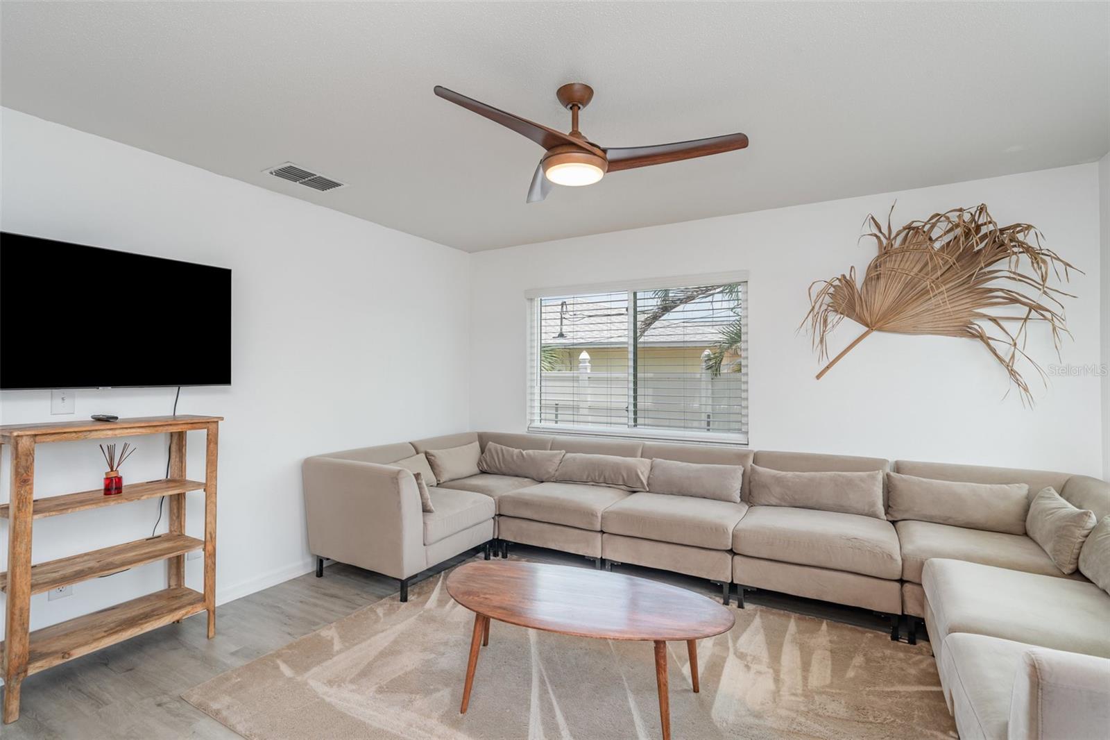 Image 6 of 25 For 503 Casas Bonitas Place