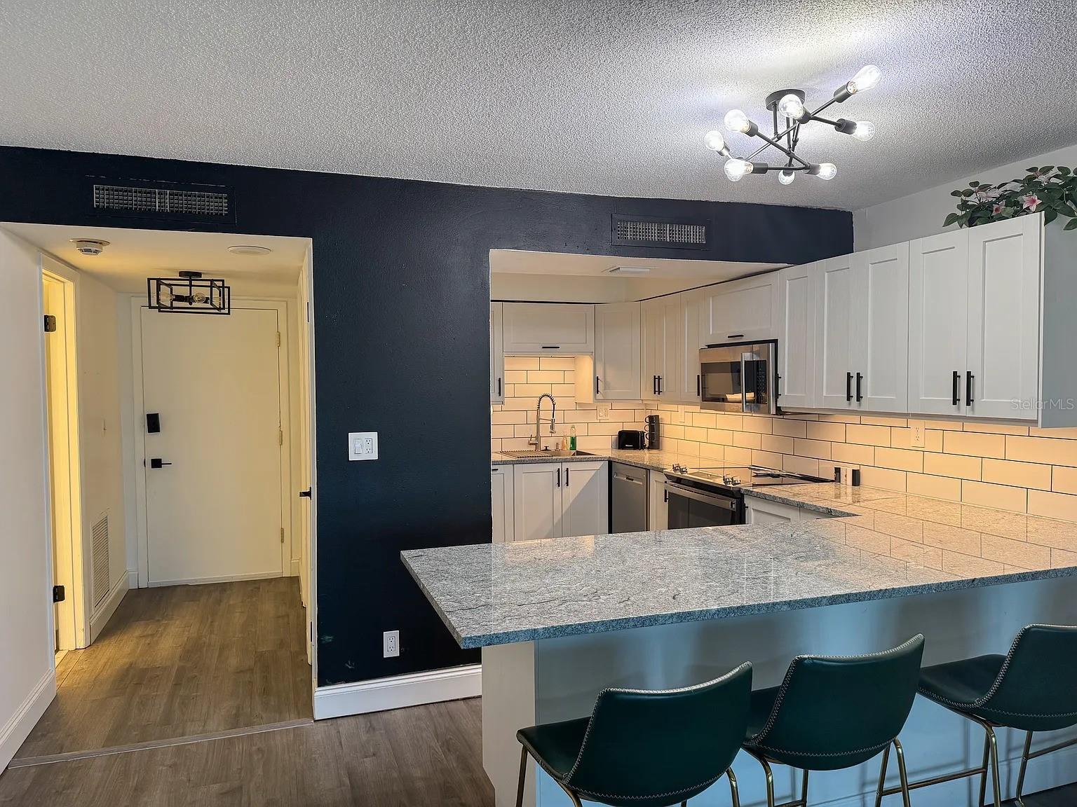 Image 4 of 20 For 420 64th Avenue 201