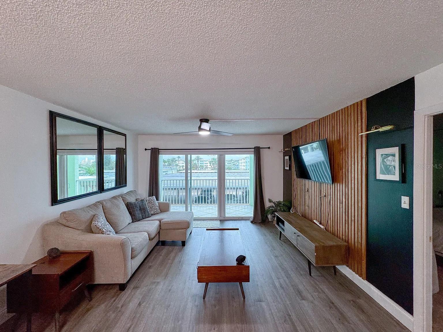 Image 6 of 20 For 420 64th Avenue 201