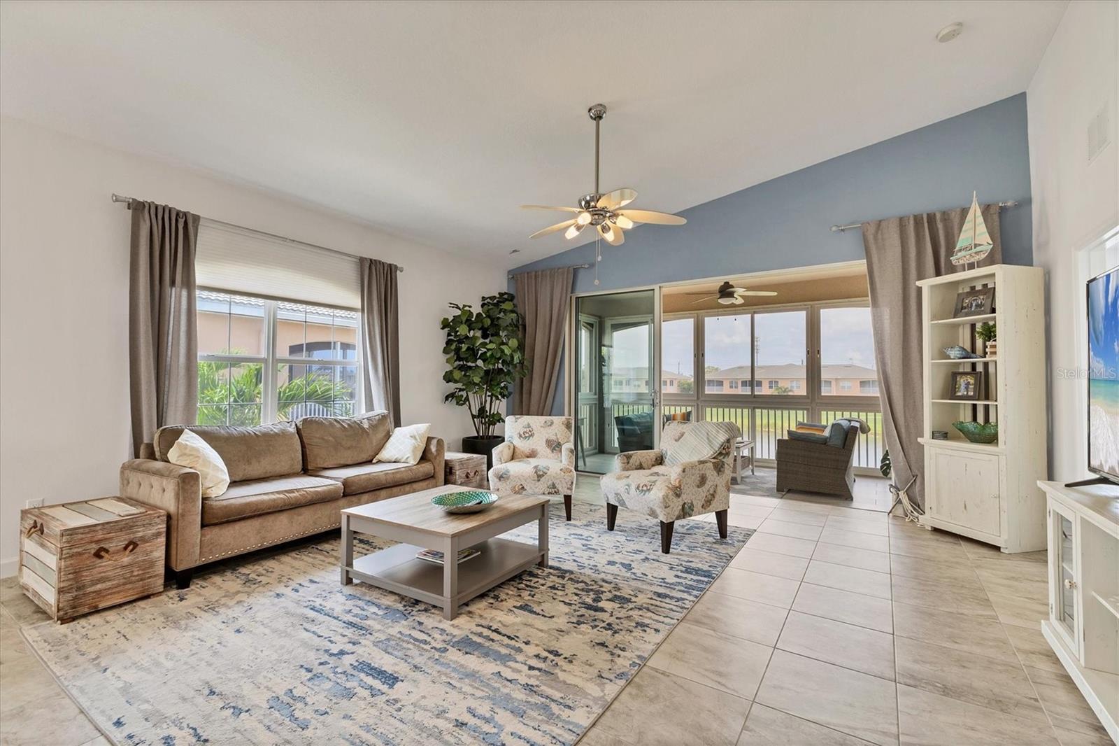 Image 4 of 35 For 6632 7th Avenue Circle W 6632