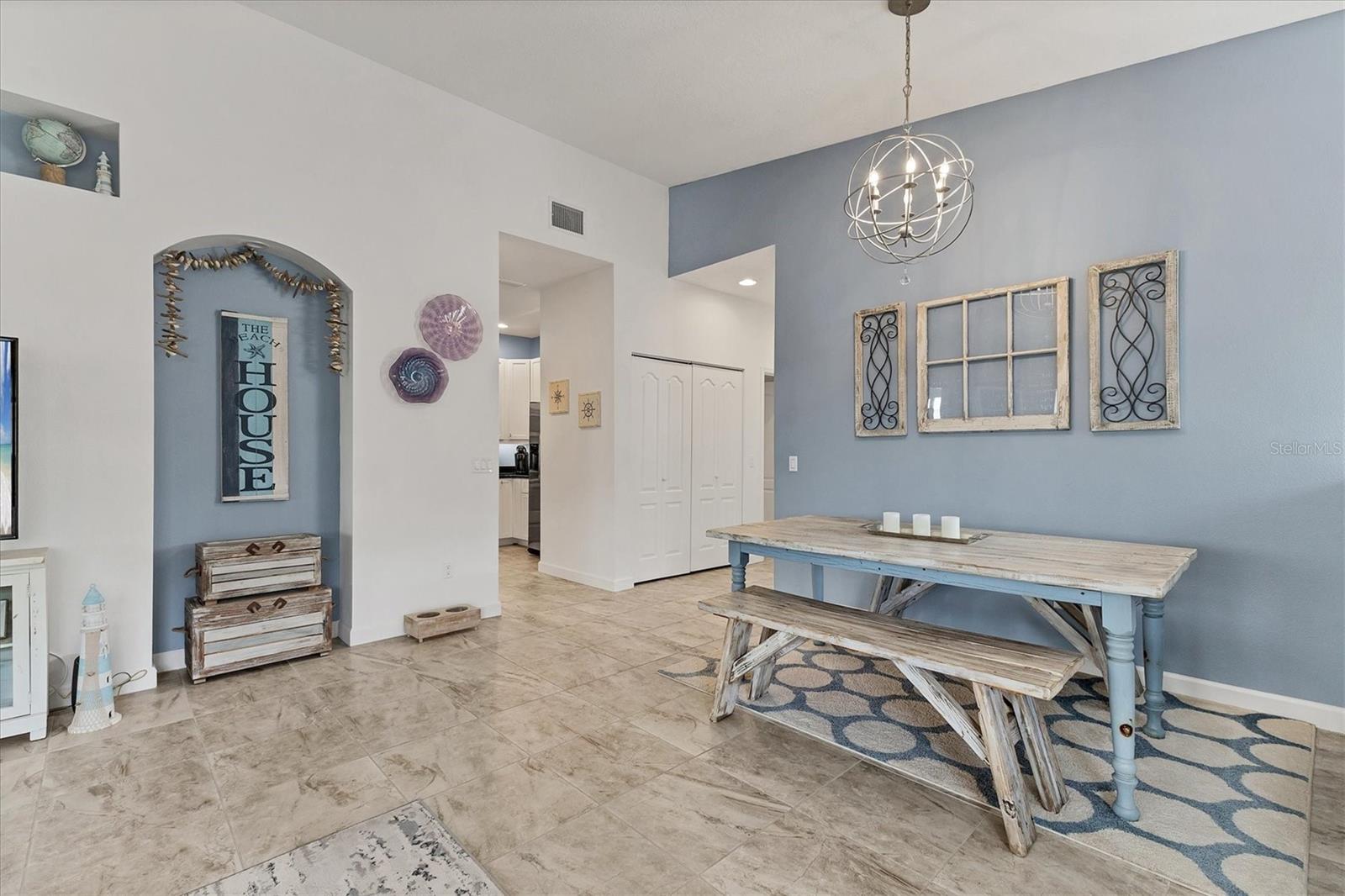 Image 9 of 35 For 6632 7th Avenue Circle W 6632