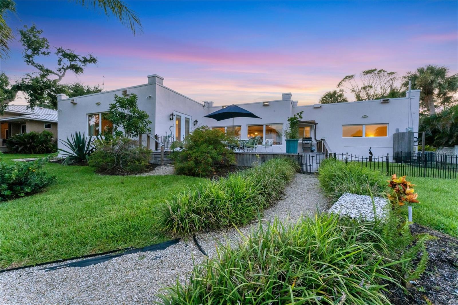 Image 40 of 60 For 5329 Palos Verdes Drive