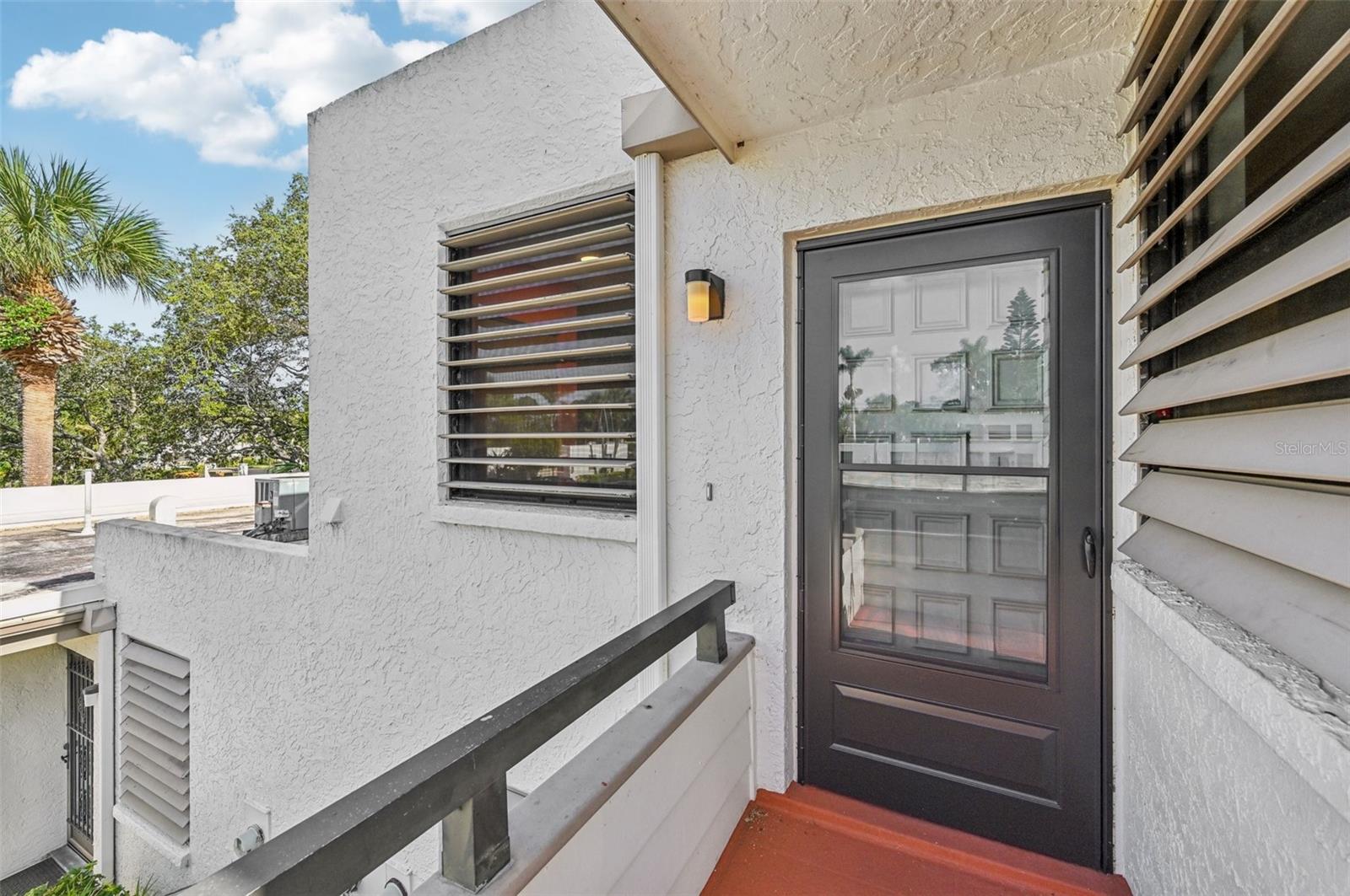Image 6 of 31 For 378 Springdale Drive 378
