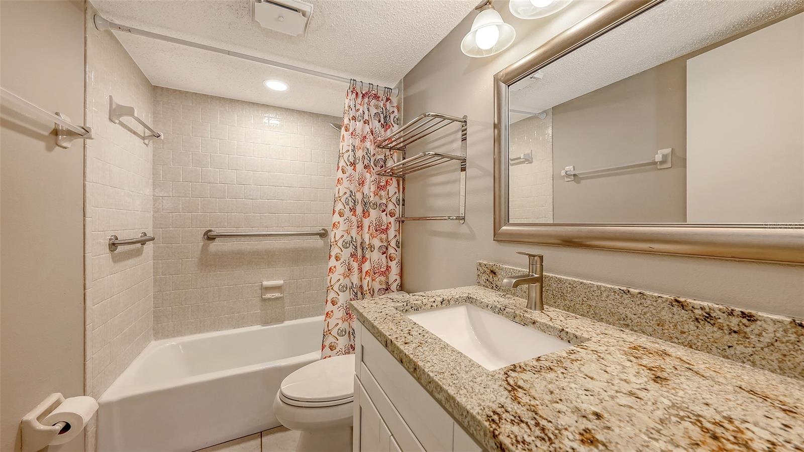 Image 36 of 61 For 2220 Stickney Point Rd  519