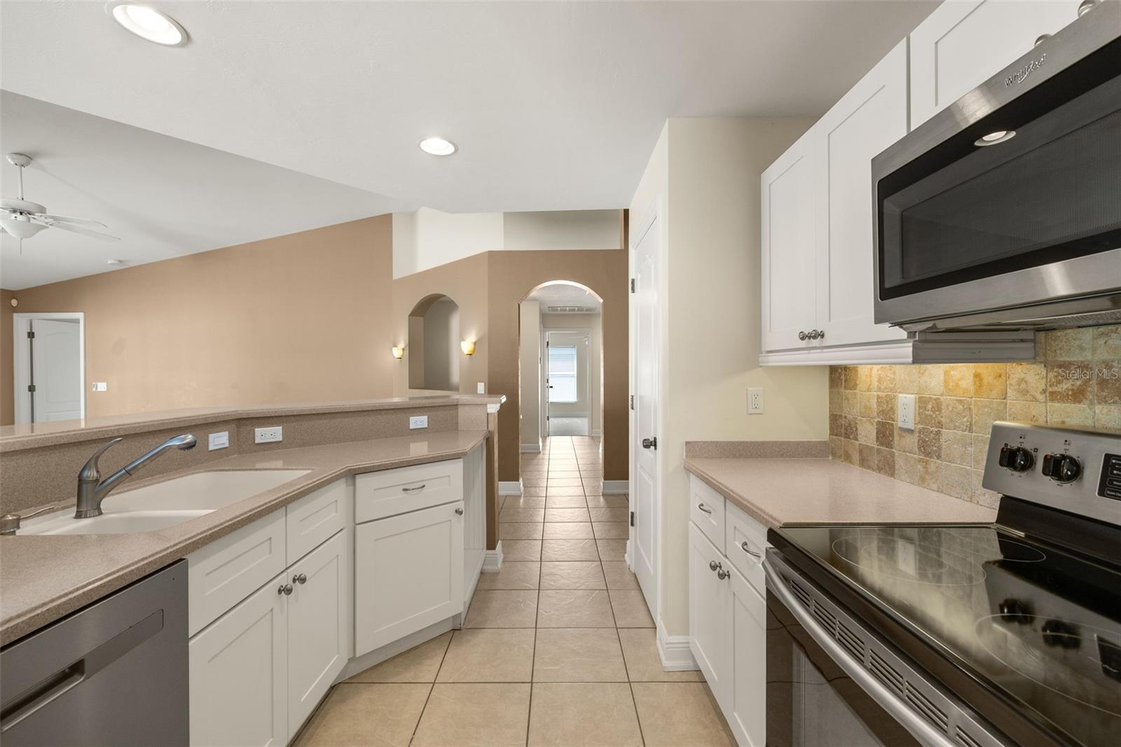 Image 13 of 37 For 2933 25th Terrace
