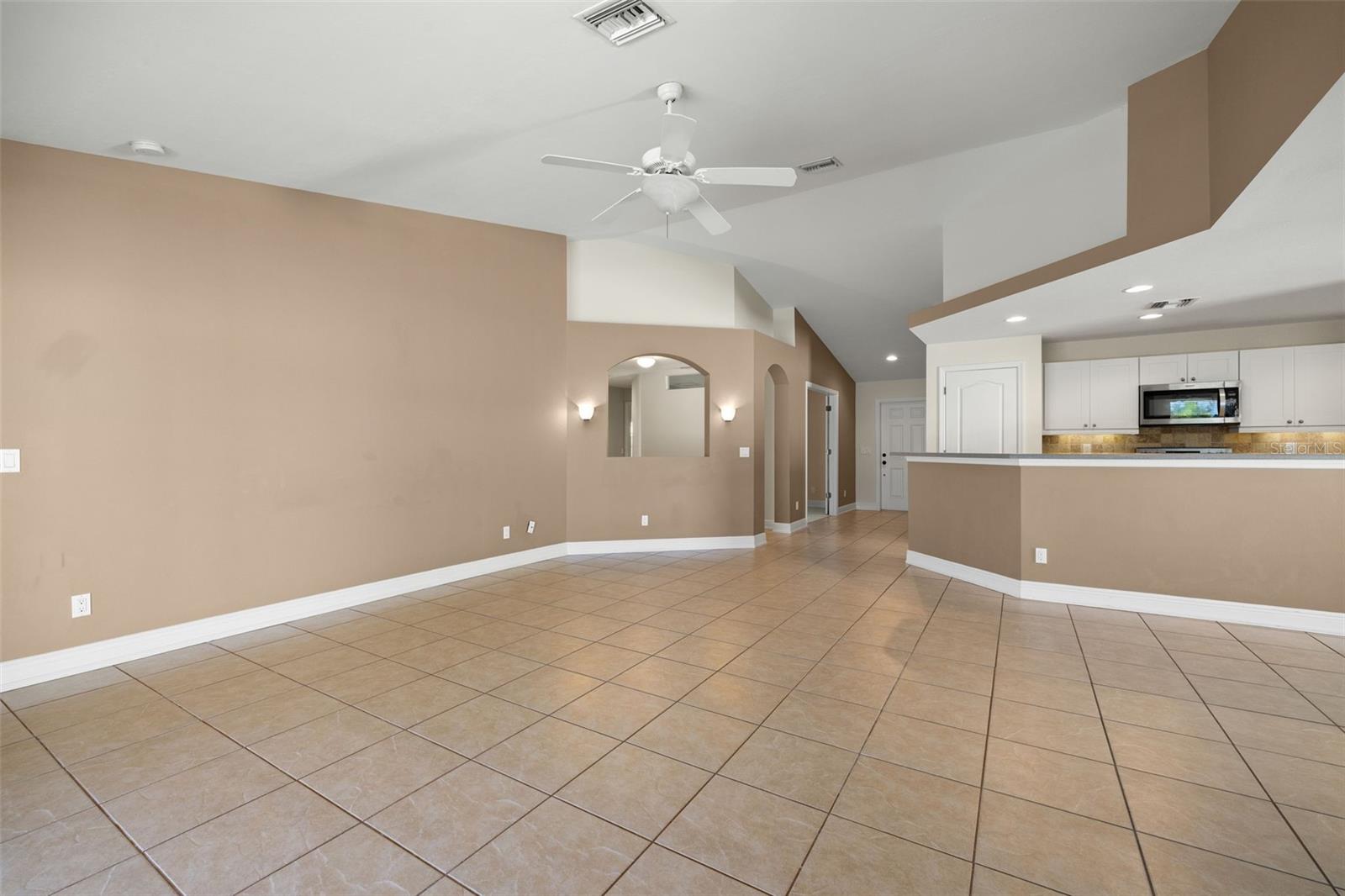 Image 8 of 37 For 2933 25th Terrace