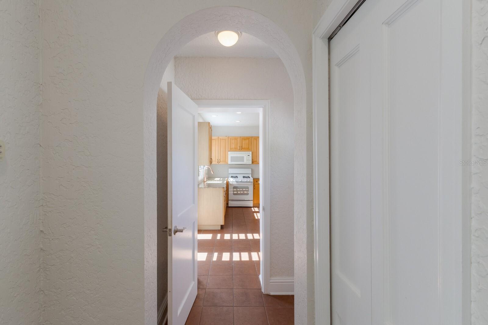 Image 33 of 66 For 455 Acacia Drive