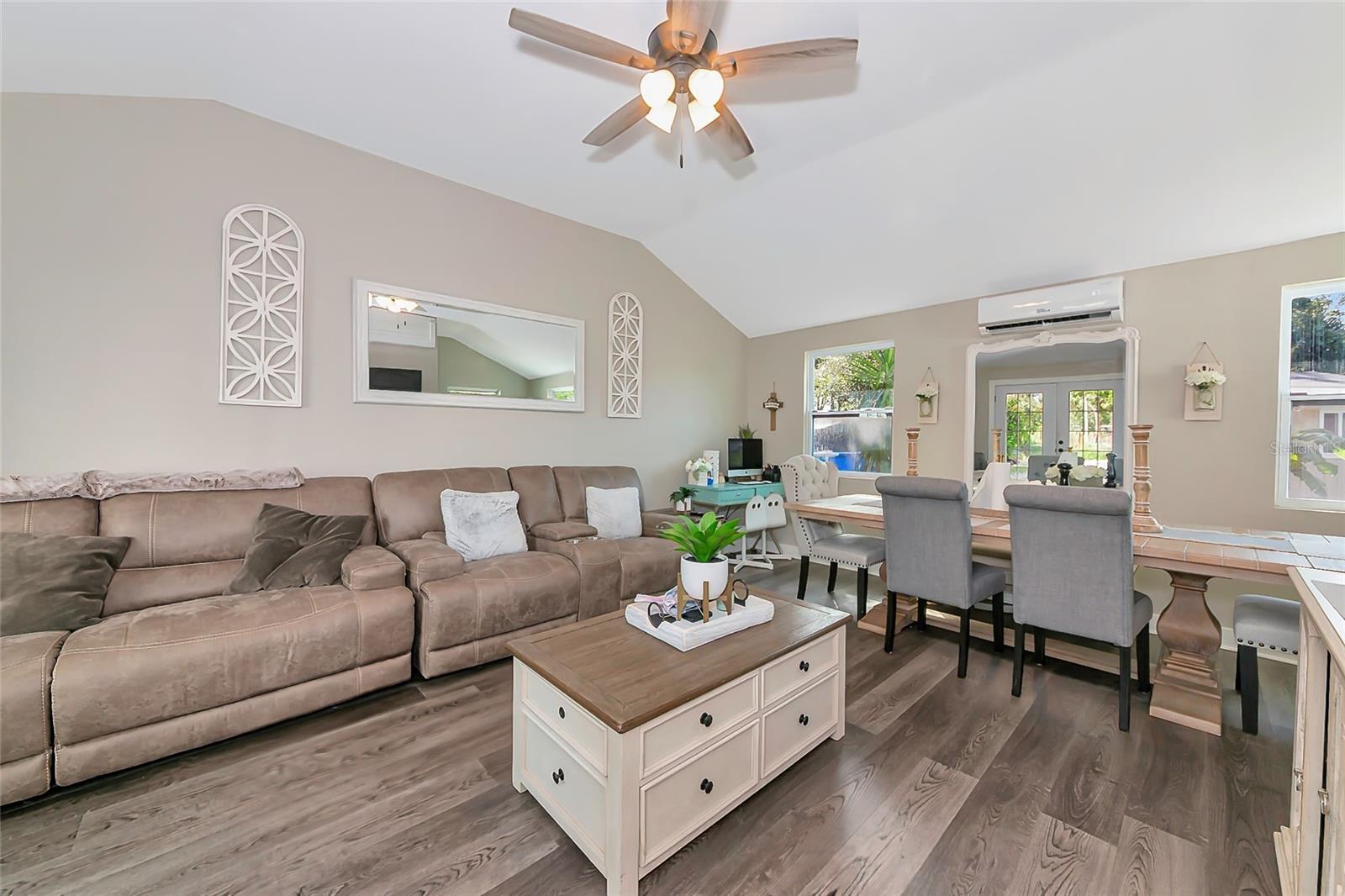 Image 13 of 49 For 10589 Brendle Road