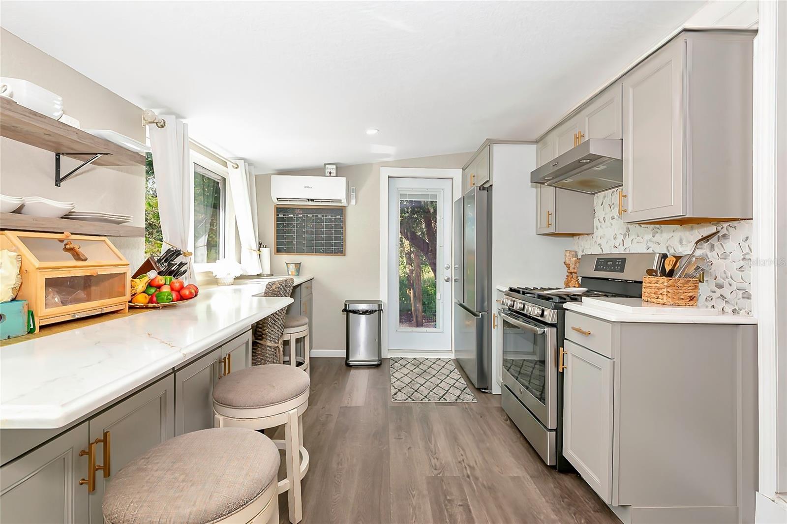 Image 4 of 49 For 10589 Brendle Road