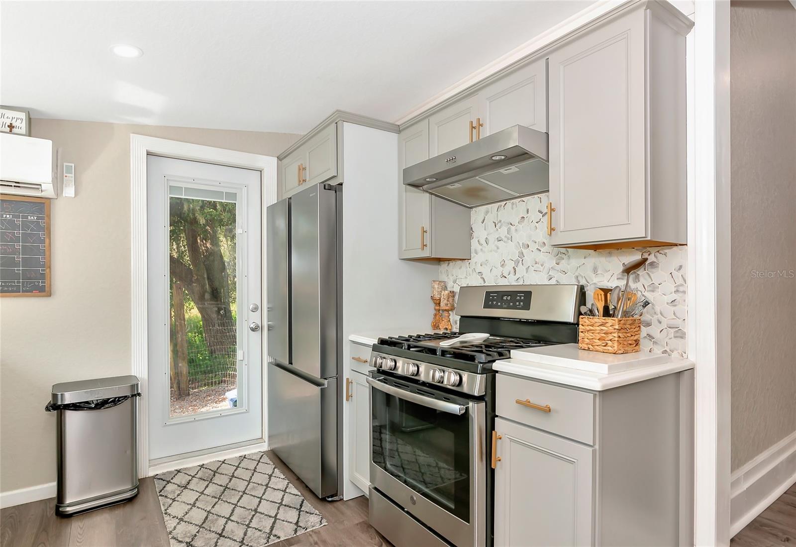 Image 9 of 49 For 10589 Brendle Road