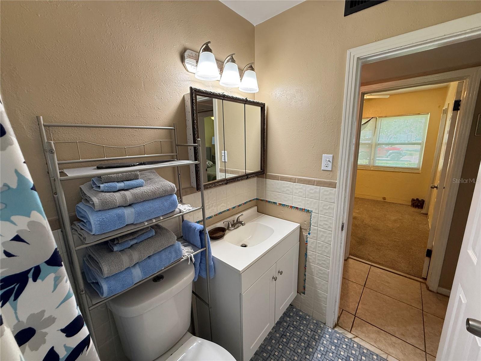 Image 13 of 29 For 6275 37th Avenue N