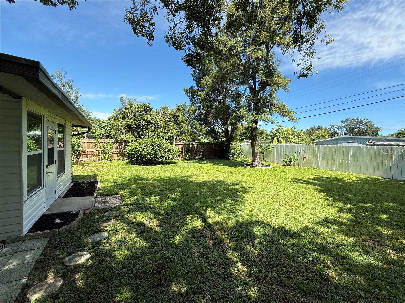 Image 22 of 29 For 6275 37th Avenue N