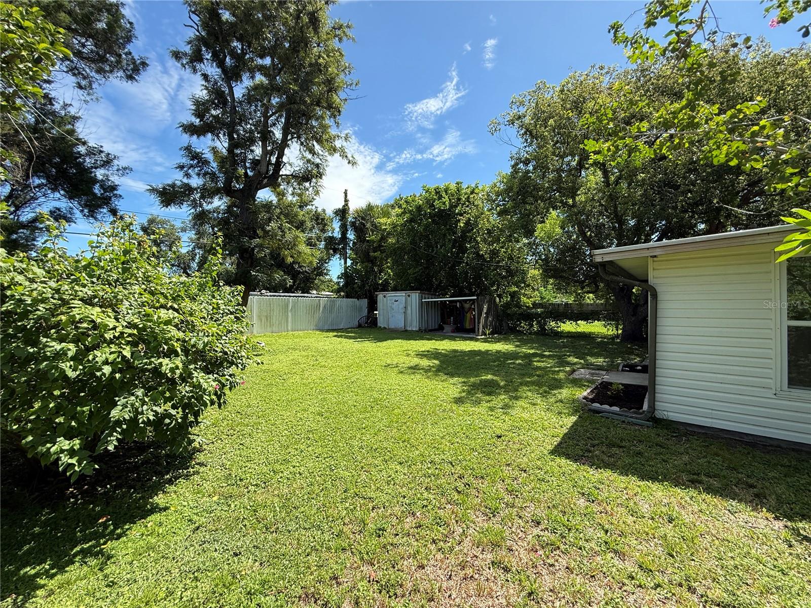 Image 23 of 29 For 6275 37th Avenue N