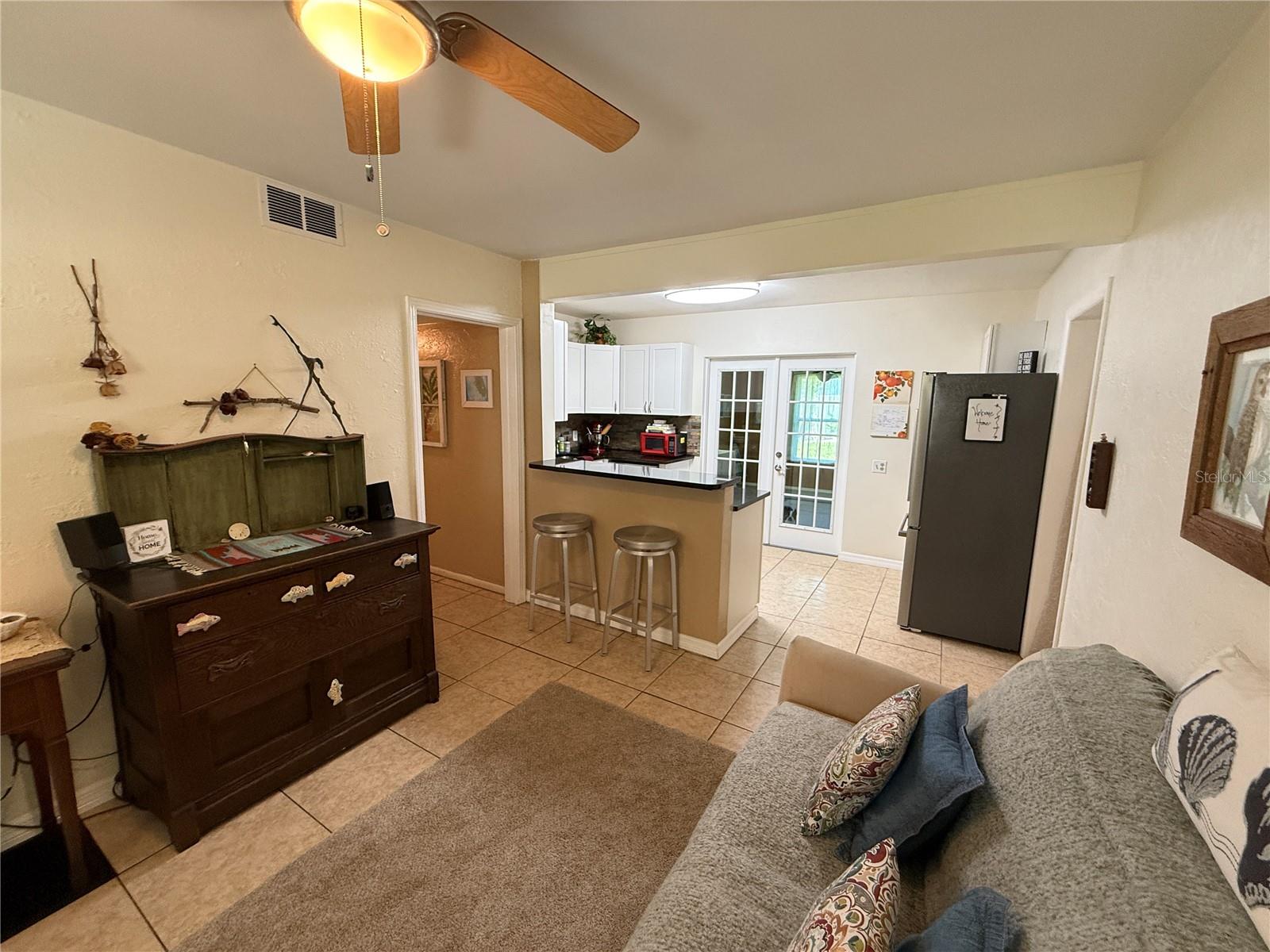 Image 4 of 29 For 6275 37th Avenue N