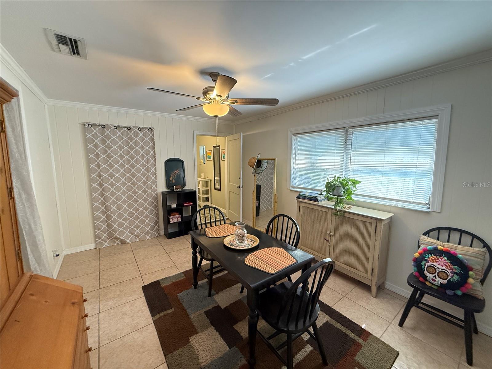 Image 9 of 29 For 6275 37th Avenue N