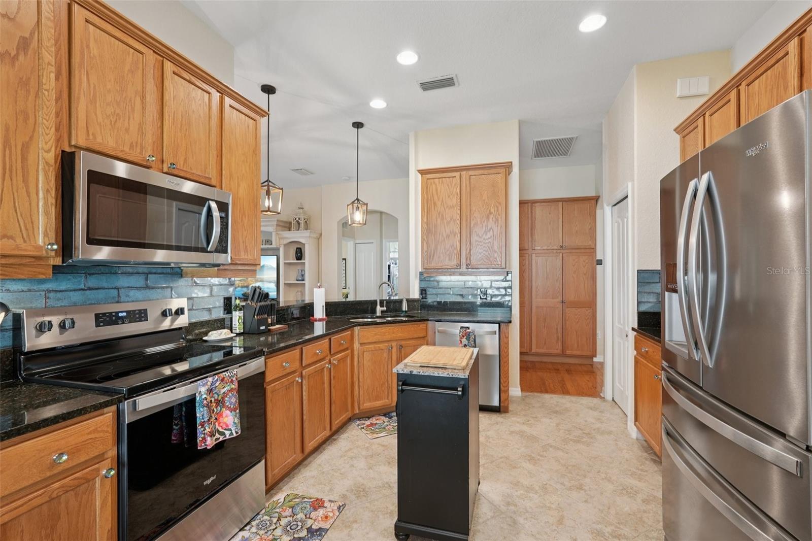 Image 9 of 59 For 1556 Scarlett Avenue