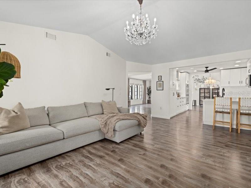Image 10 of 46 For 15650 Prairie Creek Boulevard