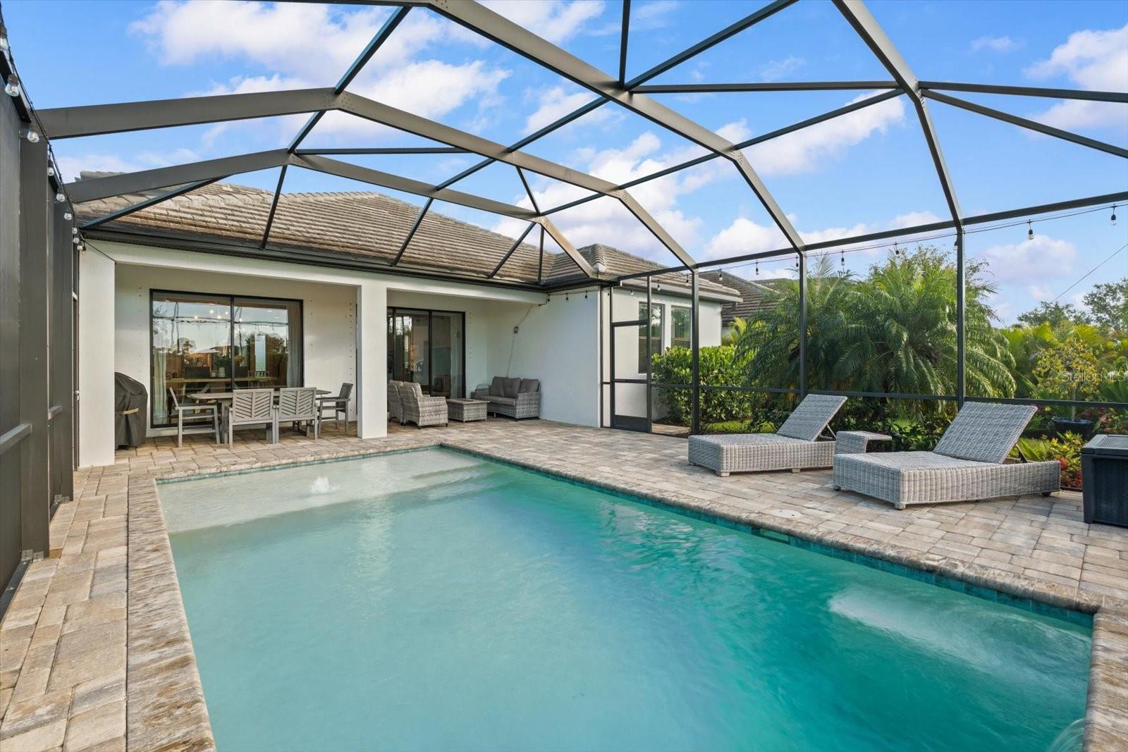 Image 31 of 66 For 4849 Antrim Drive