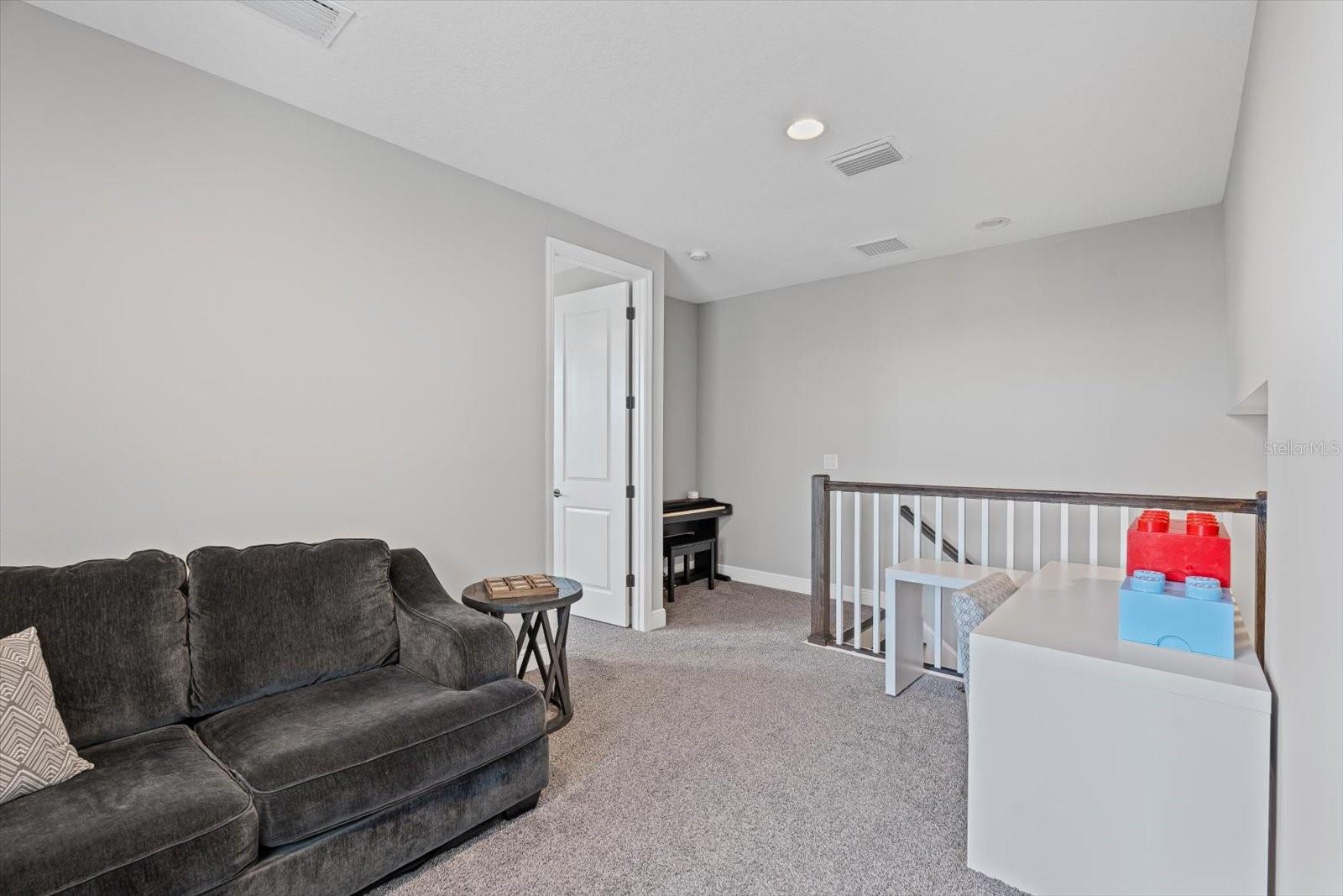 Image 46 of 66 For 4849 Antrim Drive