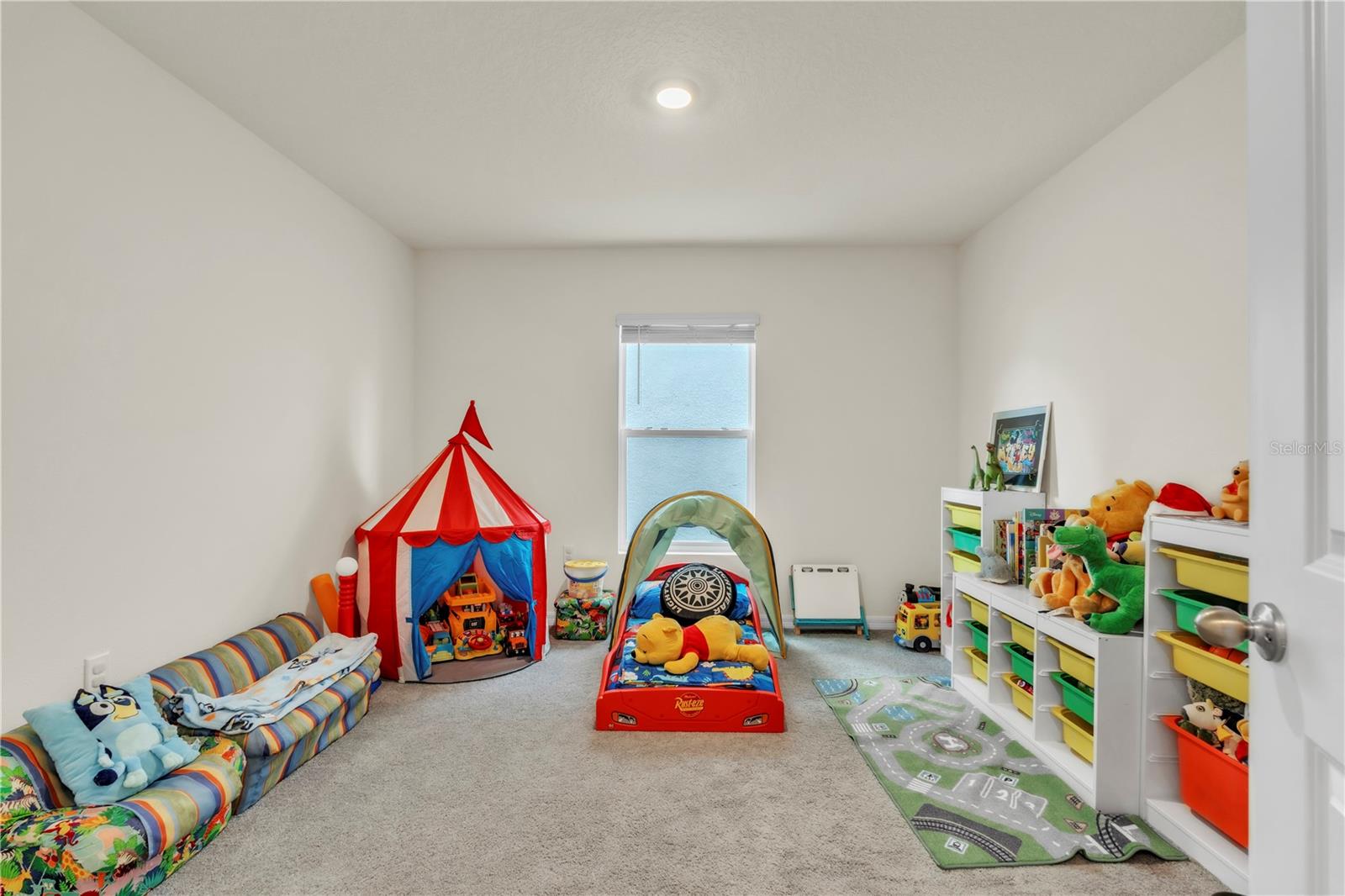 Listing photo id 19 for 7520 Rosewood Garden Loop