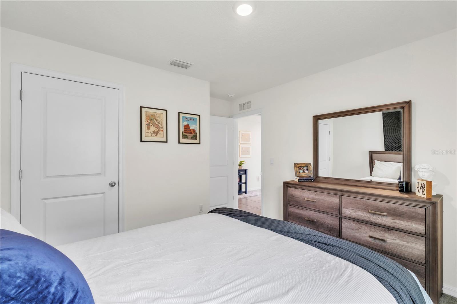 Listing photo id 21 for 7520 Rosewood Garden Loop