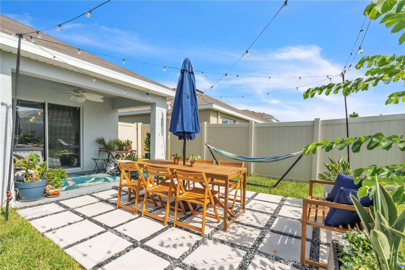 Listing photo id 27 for 7520 Rosewood Garden Loop