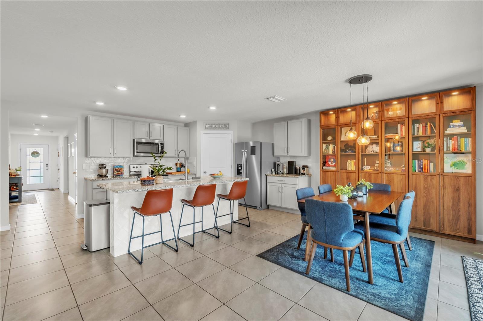 Listing photo id 5 for 7520 Rosewood Garden Loop