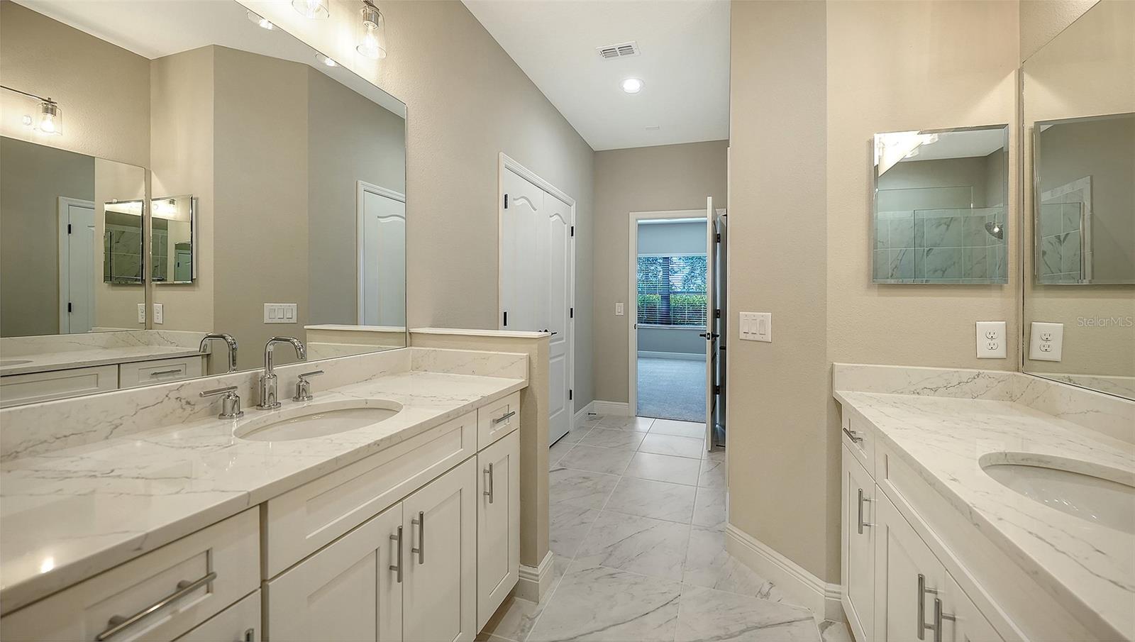 Image 14 of 21 For 27488 Janzen Court