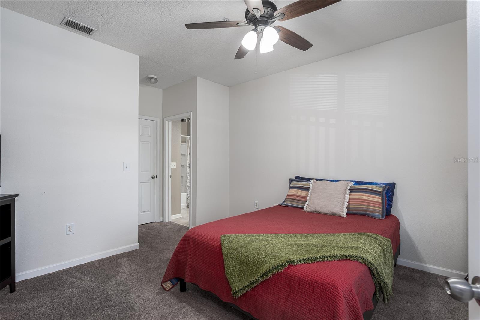 Image 13 of 34 For 4802 51st Street W 103