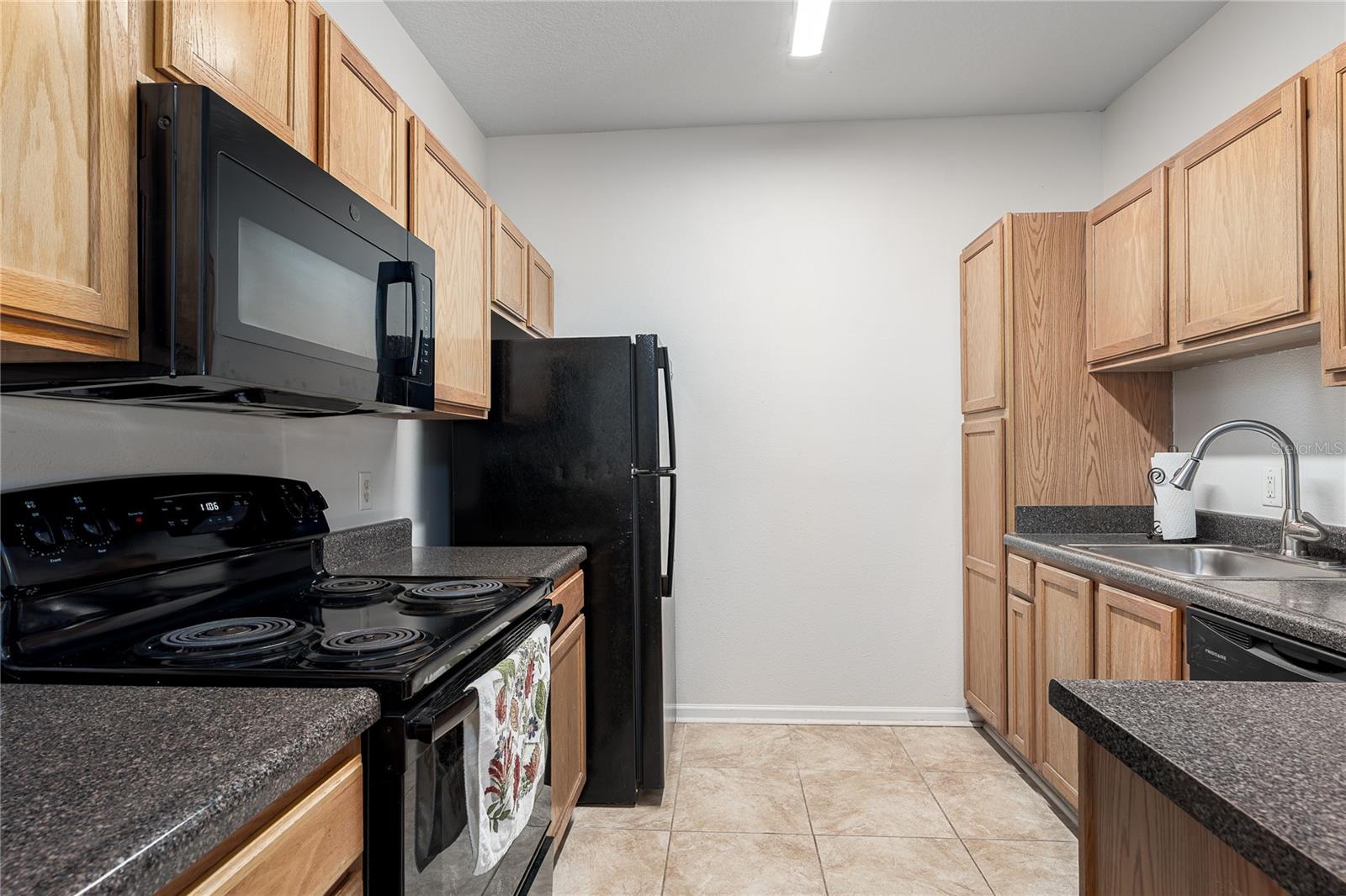 Image 7 of 34 For 4802 51st Street W 103