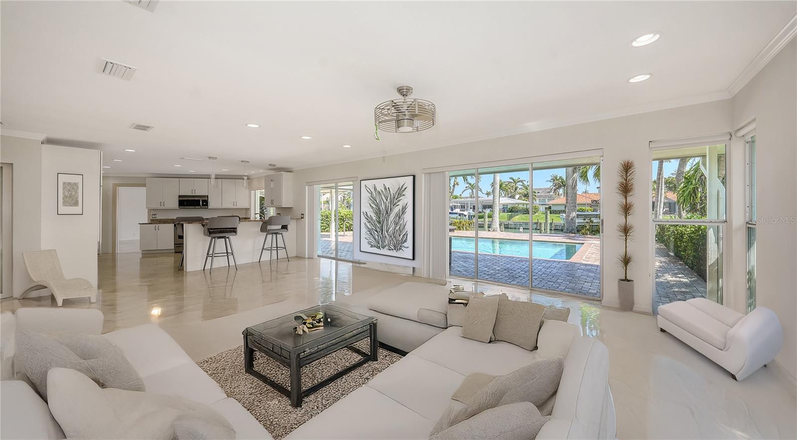 Image 17 of 45 For 642 Owl Drive