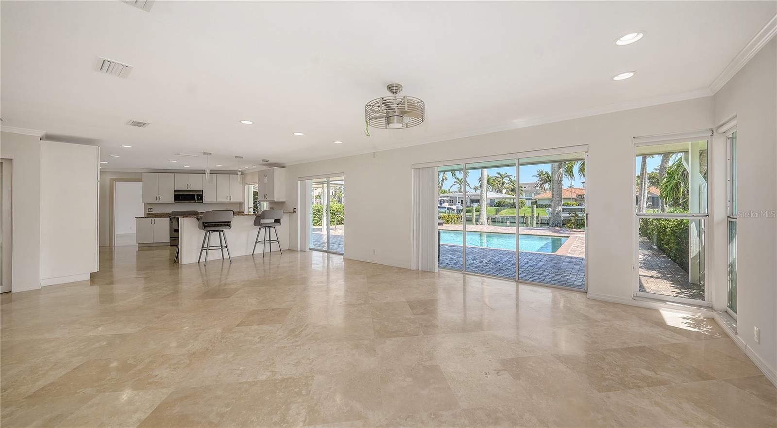 Image 18 of 45 For 642 Owl Drive