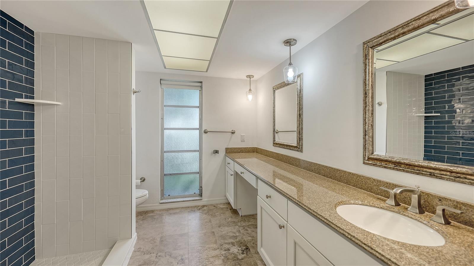 Image 26 of 45 For 642 Owl Drive