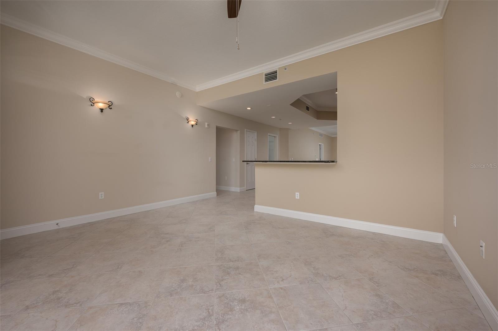 Image 18 of 45 For 7710 Lake Vista Court 403