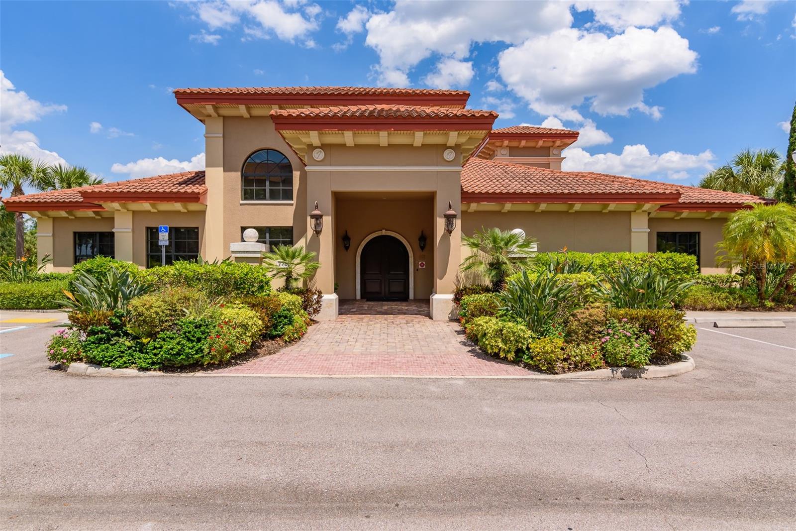 Image 33 of 45 For 7710 Lake Vista Court 403